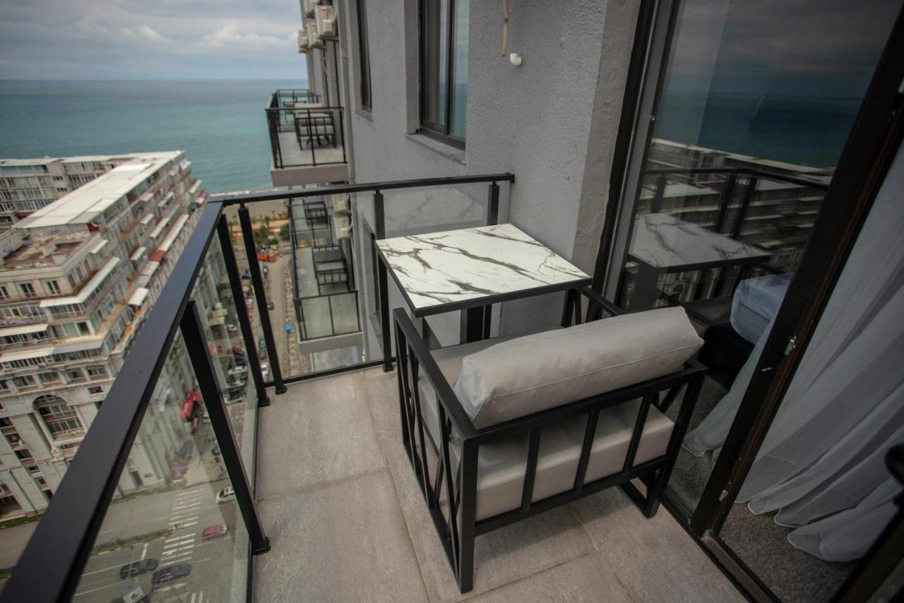 Gumbati Apart Hotel Batumi Esterno foto