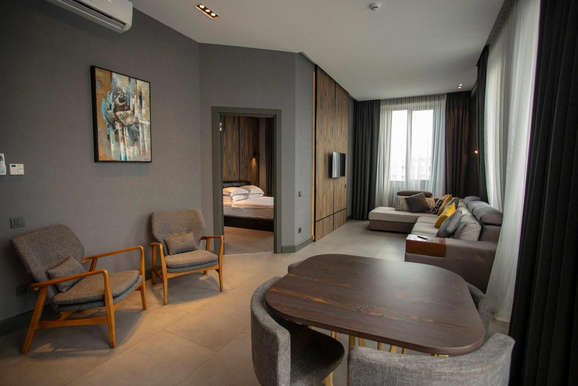 Gumbati Apart Hotel Batumi Esterno foto